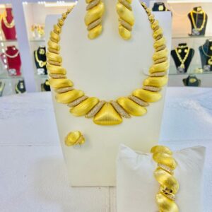 OJH079 Zirconia Jewelry Set